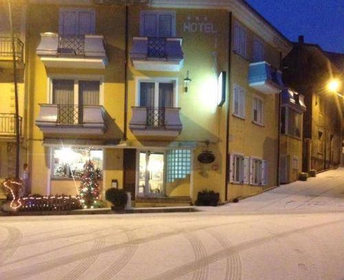 Fonni Hotel | 80 m² Hotel ∙ 2 bedrooms ∙ 3 guests