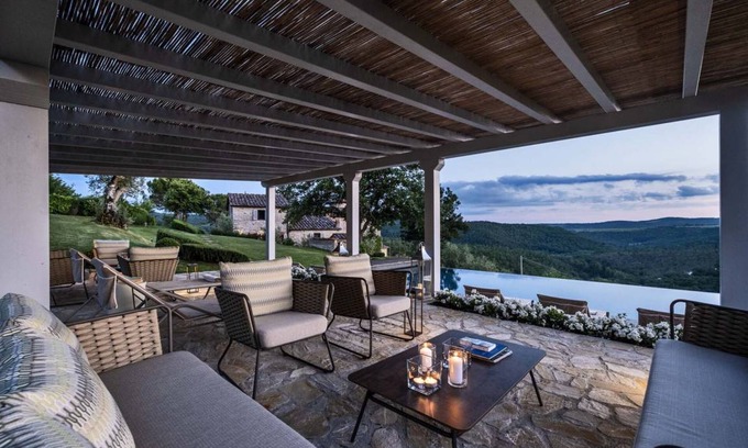 Gaiole in Chianti Villa | 800 m² Villa ∙ 7 bedrooms ∙ 14 guests