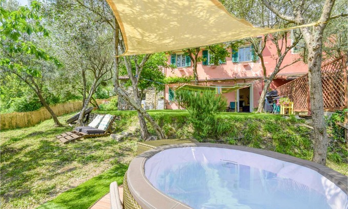 Uscio House | 85 m² Maisonette ∙ 3 bedrooms ∙ 6 guests