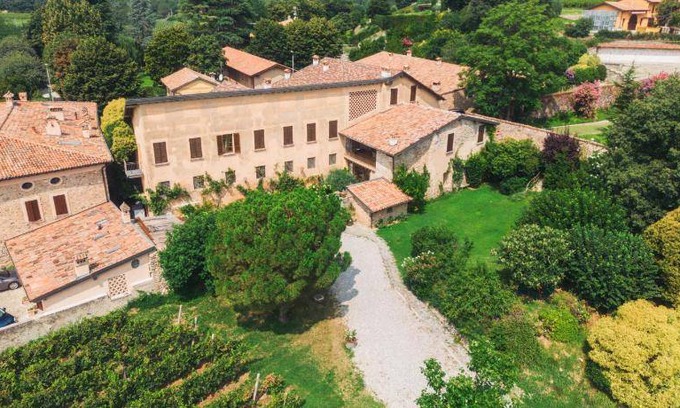 Bornato Apartment | 90 m² Apartment ∙ 2 bedrooms ∙ 4 guests
