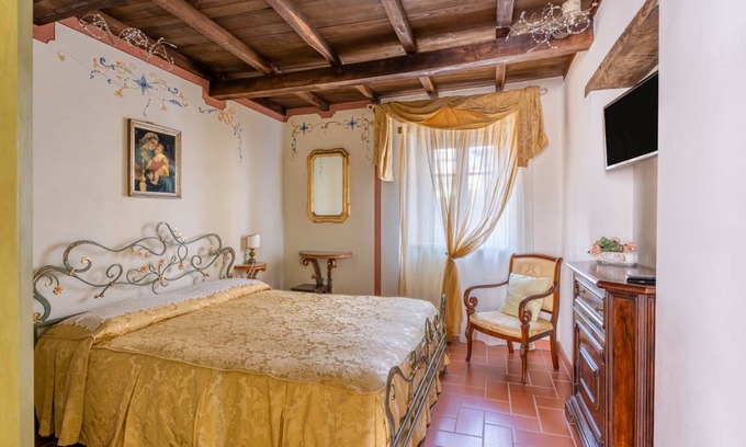 Molazzana Apartment | 90 m² Apartment ∙ 3 bedrooms ∙ 7 guests