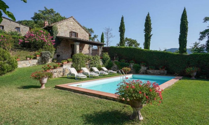 Dicomano House | 90 m² Farmhouse ∙ 2 bedrooms ∙ 4 guests