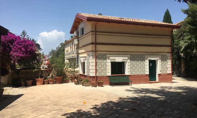 Crotone House | 90 m² House ∙ 1 bedroom ∙ 4 guests