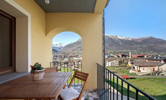 Ampaillant Apartment | 97 m² Apartment ∙ 2 bedrooms ∙ 4 guests