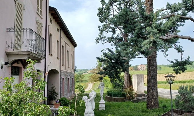 Fornovo di Taro House | AGRITURISMO CASA DELLE VIOLE