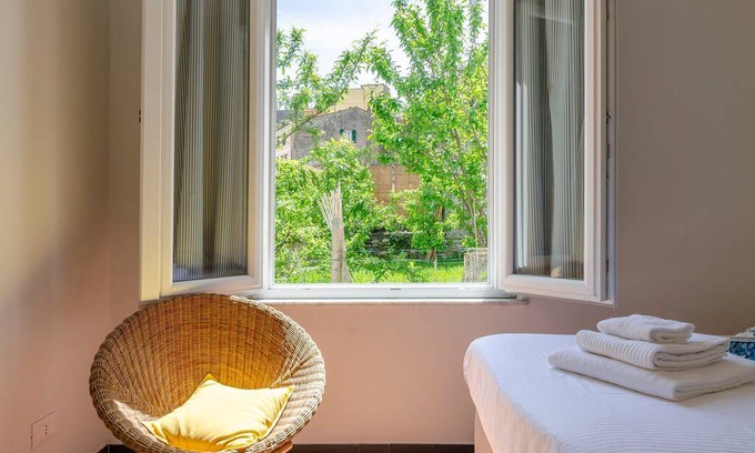 Vernazza Apartment | Apartment ∙ 2 bedrooms ∙ 4 guests