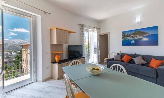 Dorgali Apartment | Apartment Castula with Mountain View, Balcony, A/C & Wi-Fi