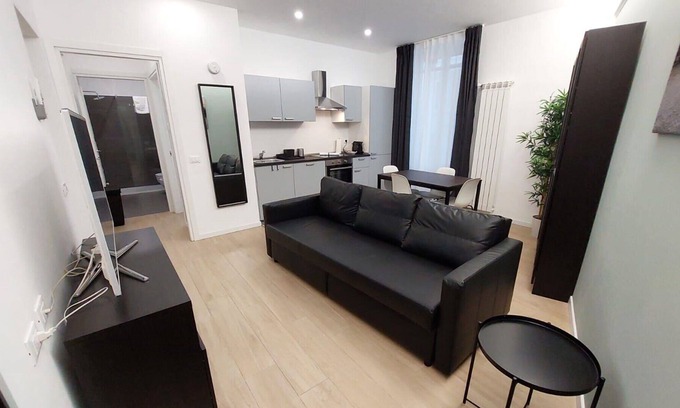 Pavia Apartment | Apartment in Pavia with 1 bedrooms sleeps 4