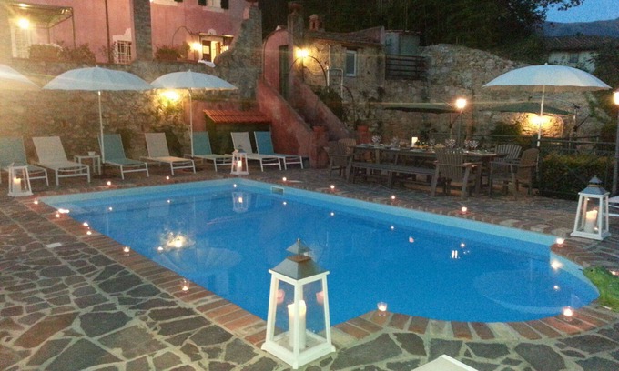 Massarosa Apartment | Apartment with WIFI, pool, A/C, TV, patio, pets allowed, panoramic view, close to Viareggio