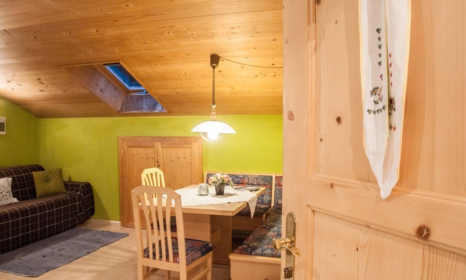 Fie allo Sciliar Apartment | Apartment 'Stampferhof Aicha' with Mountain View, Shared Terrace and Wi-Fi