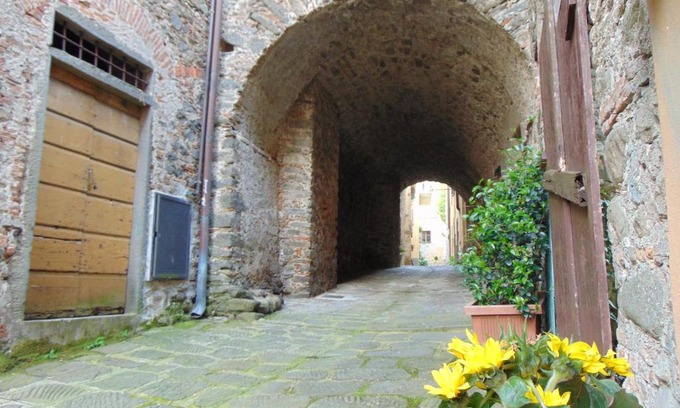 Mologno Apartment | Appartamenti Sol & Sombra in Barga