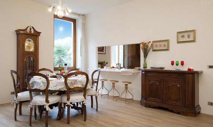 Riva del Garda Apartment | Appartamento Città Riva, Riva del Garda, Italy