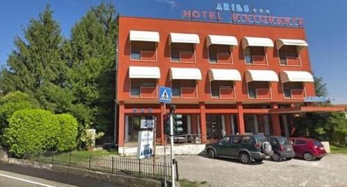 Lesa Hotel | Aries