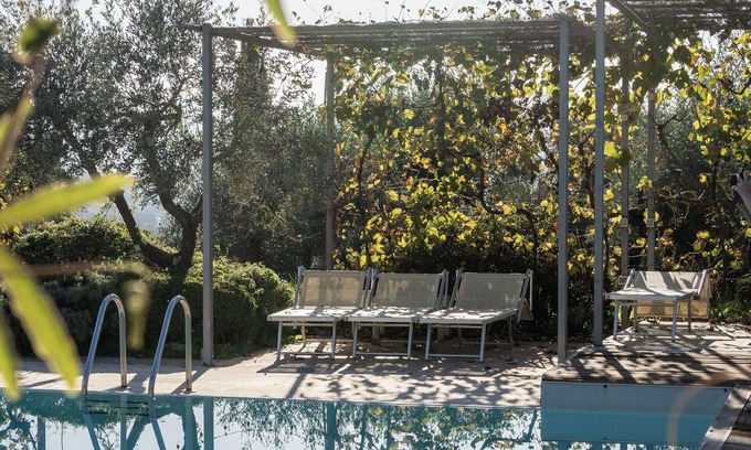 Terranuova Bracciolini Apartment | Beautiful apartment for 2 guests with A/C, WIFI, pool, TV, patio and panoramic view