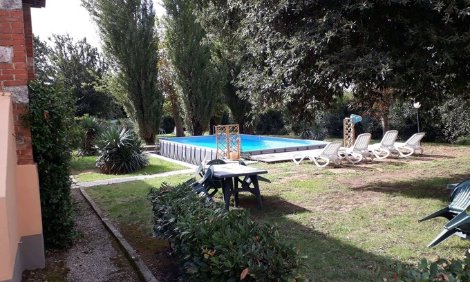 Cascine-La Croce Villa | Beautiful private villa with WIFI, private pool, TV, veranda and pets allowed, close to Lucca