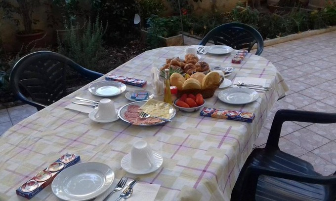 Alghero Bed & Breakfast | Bed and Breakfast Hibiscus