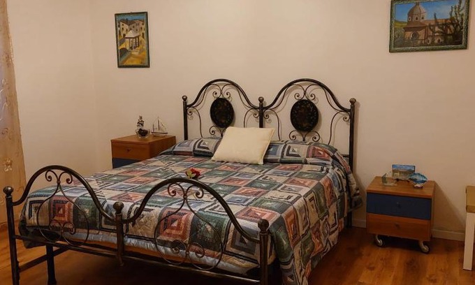 Pistoia House | Camera "La Margherita"