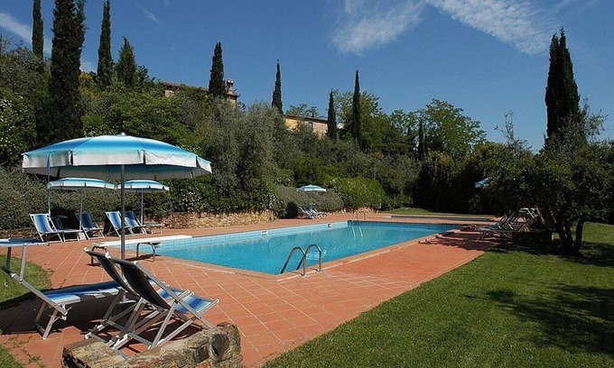 Montaione Villa | Casa Bonaventura F: A welcoming two-story villa in the characteristic style of the Tuscan countryside, with Free WI-FI.
