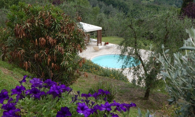 Penna in Teverina Villa | Country house with round pool and breathtaking views