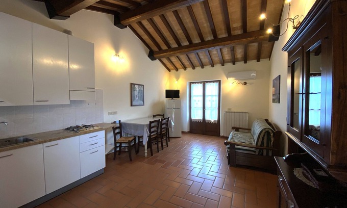 Paciano Apartment | Country House: Two Rooms Apt. with pool and SPA