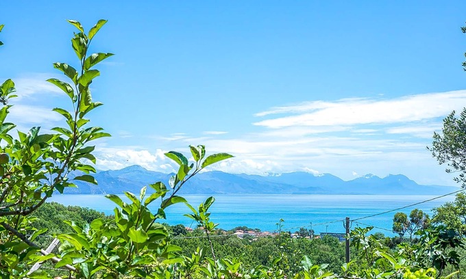 Policastro Bussentino Apartment | Cozy apartment on Campania's beautiful west coast.