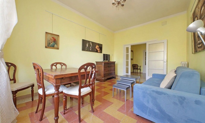Nomentano Apartment | Cremona, Bright 1 Br Apartment Near Piazza Bologna By Halldis