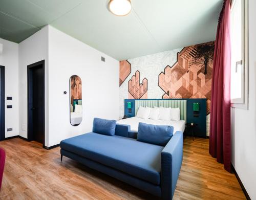Crocetta-San Lazzaro-Modena Est Hostel | CX Modena Crocetta