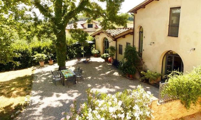 Bucine House | Fienile villa cottage