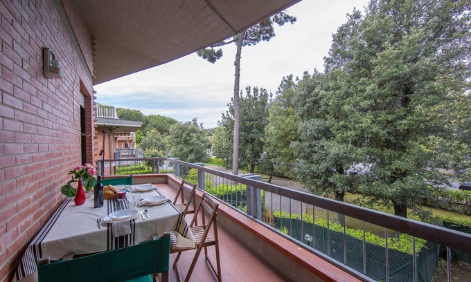Marina di Massa Apartment | Francesca 2 600m From Sea, Massa, Italy