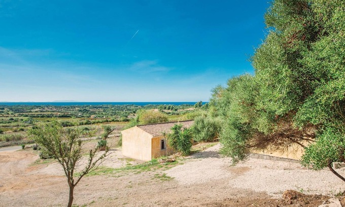Badesi House | Gorgeous home in Badesi OT