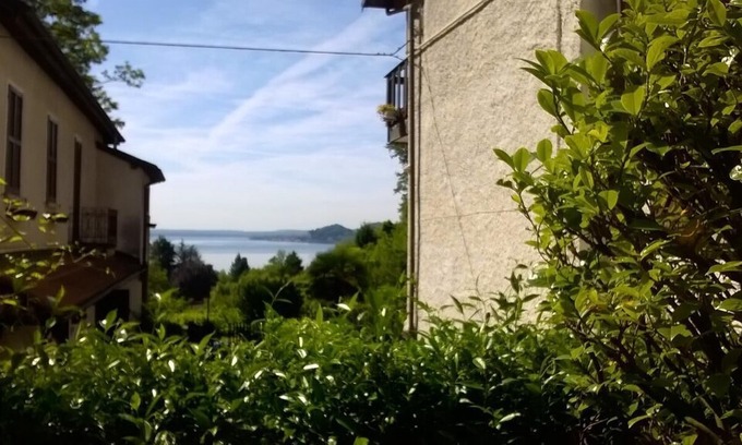 Lesa Apartment | Holiday apartment Lesa for 1 - 4 persons with 1 bedroom - Holiday apartment