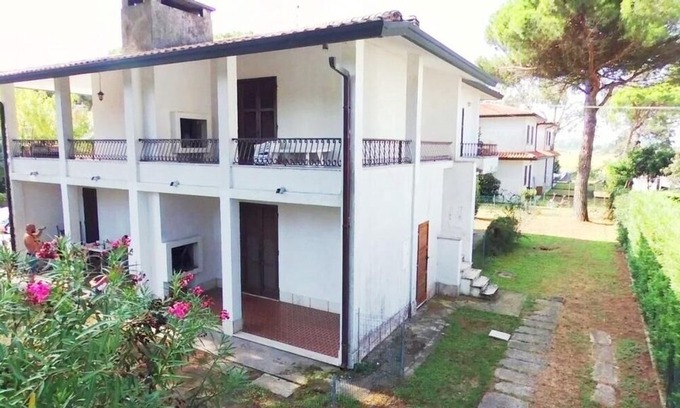 Lido di Spina House | Holiday house Lido di Spina for 5 - 6 persons with 2 bedrooms - Holiday house