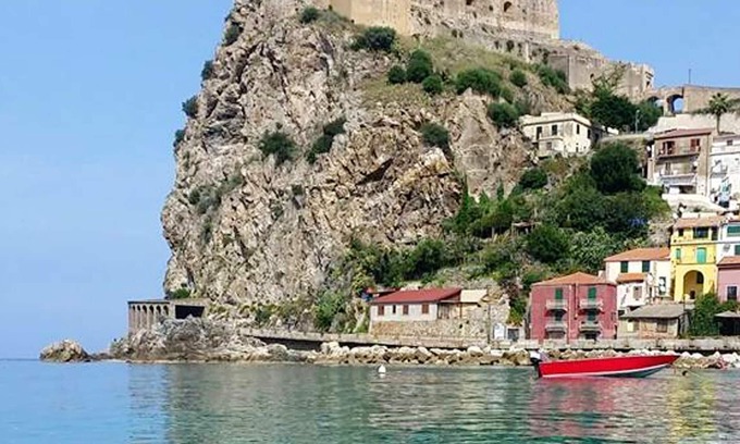 Scilla Apartment | Homerez - Spacious appartement 350 m away from the beach for 6 ppl. at Scilla
