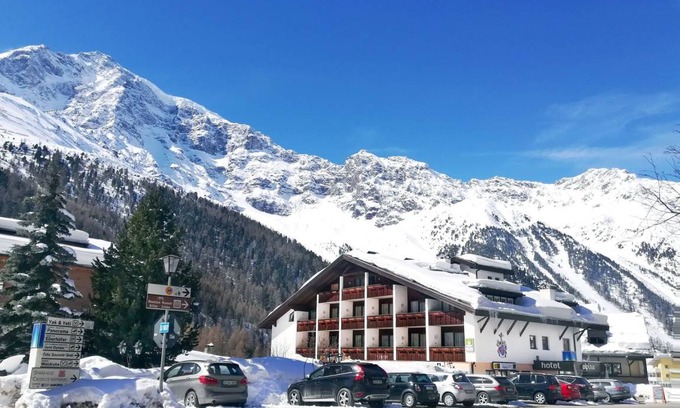 Solda Hotel | Hotel ∙ 2 guests