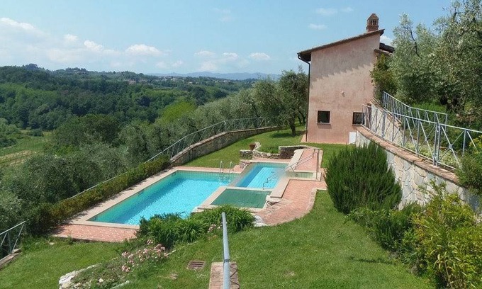 Lari House | House ∙ 3 bedrooms ∙ 12 guests
