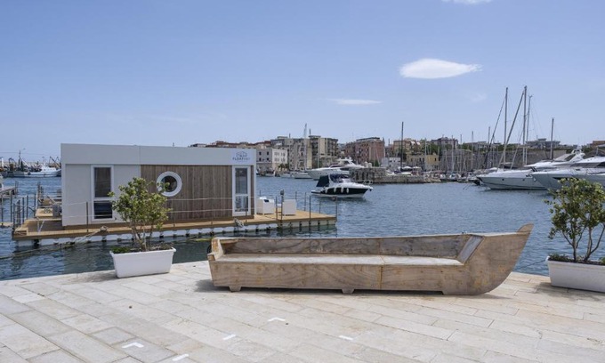 Bisceglie Boat Rental | Houseboat Marina Resorts