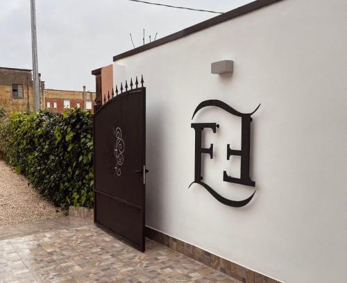 Pontinia House | Il Piccolo Eden