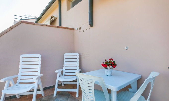 Rosignano Solvay Apartment | Beautiful apartment for 6 guests with A/C, WIFI, TV and balcony