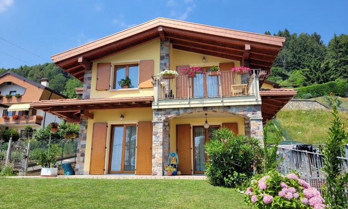 Bossico Apartment | L'Alpino Mountain Lake Iseo Hospitality