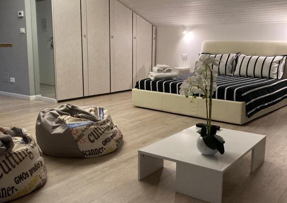 Desenzano del Garda Apartment | La Mansarda di Juliette