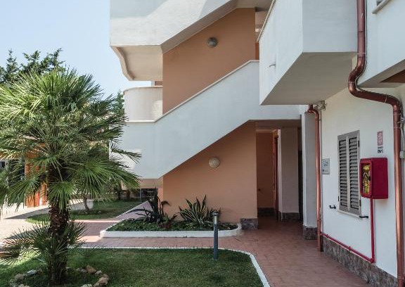 Marina di Mandatoriccio Apartment | LA MARINA RESIDENCE CLUB