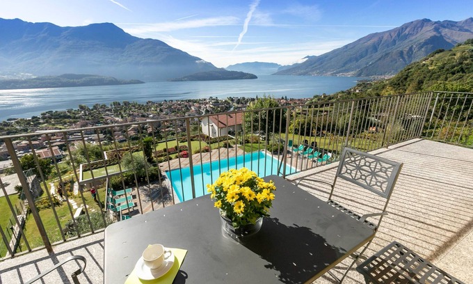 Vercana Apartment | Lake Como - Residence La Collina - Bosana