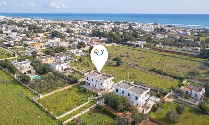 Manduria Apartment | Le Bianche Apt1 with Garden Near The Sea, Manduria, Italy