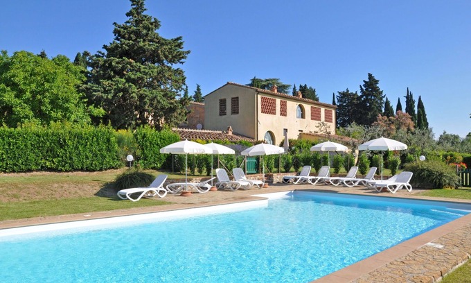 Tavarnelle Val di Pesa Apartment | Lovely apartment for 4 people with WIFI, pool, A/C and panoramic view, close to Greve In Chianti