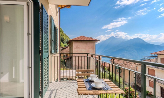 Garzeno Apartment | Lovely apartment for 6 people with WIFI, TV and patio