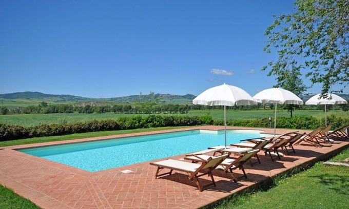 Gallina Apartment | Lovely apartment for 5 guests with pool, WIFI, TV and panoramic view, close to Montepulciano
