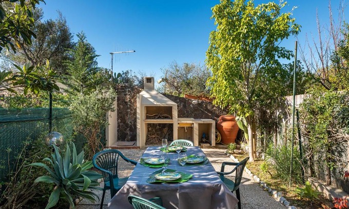 Villasimius House | Melani's House Family Apartments