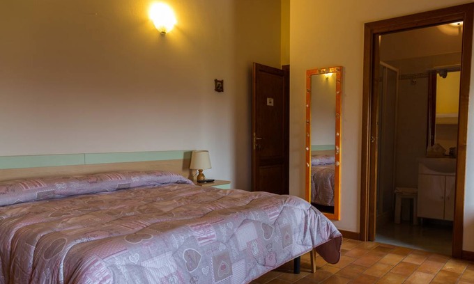 Rovolon Resort | Private room ∙ 4 guests