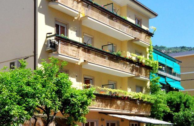 Finale Pia Apartment | Residence Glicini