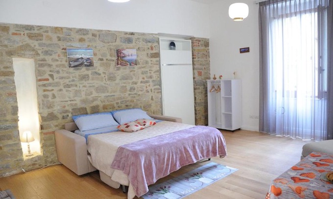 Agropoli Apartment | Romantic Room